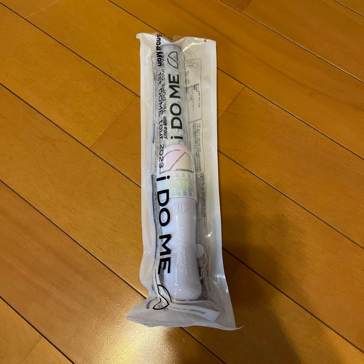 コンサート銀テープ風船付】SnowMan idome ペンライト 目黒蓮うちわ