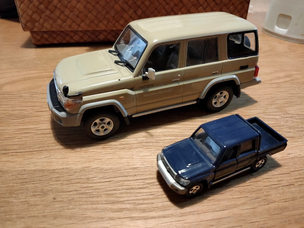 1/30 トヨタ カラーサンプル ランドクルーザー70 ベージュ LAND
