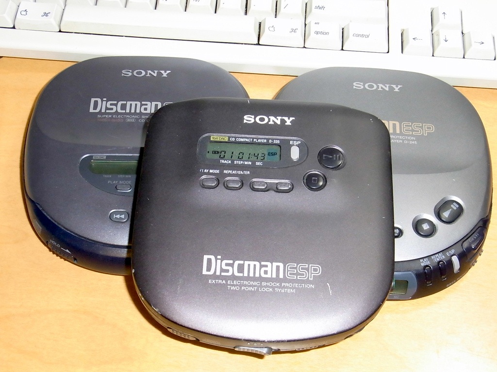 動作品】SONY ディスクマン ESP ポータブルCDプレイヤー D-335 SONY