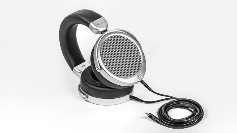 HIFIMAN Debuts New Himalaya R2R DAC and Bluemini Hi-Res Bluetooth