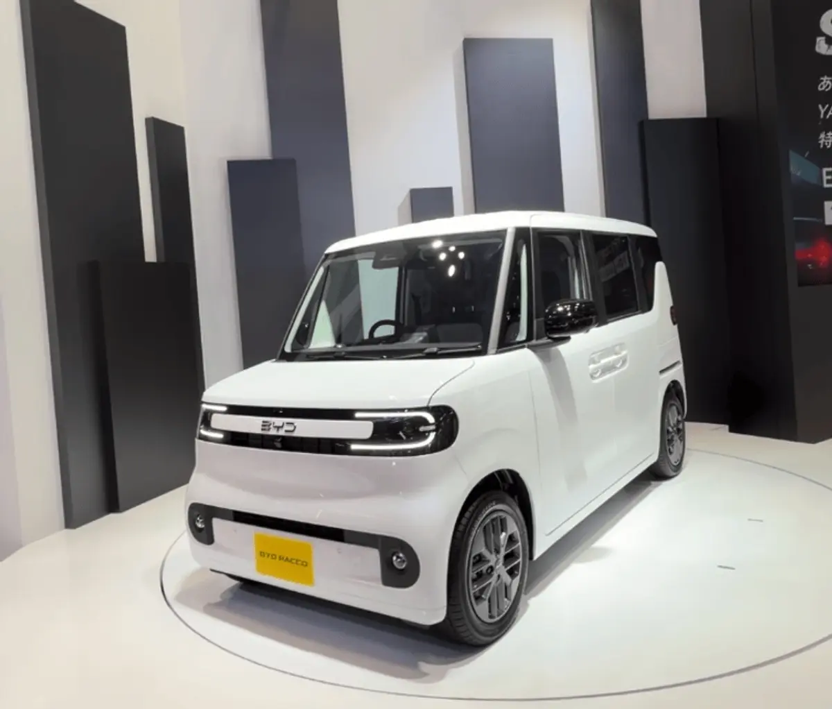 BYD RACCO: Sliding Doors and Fully Electric Powertrain | BitAuto