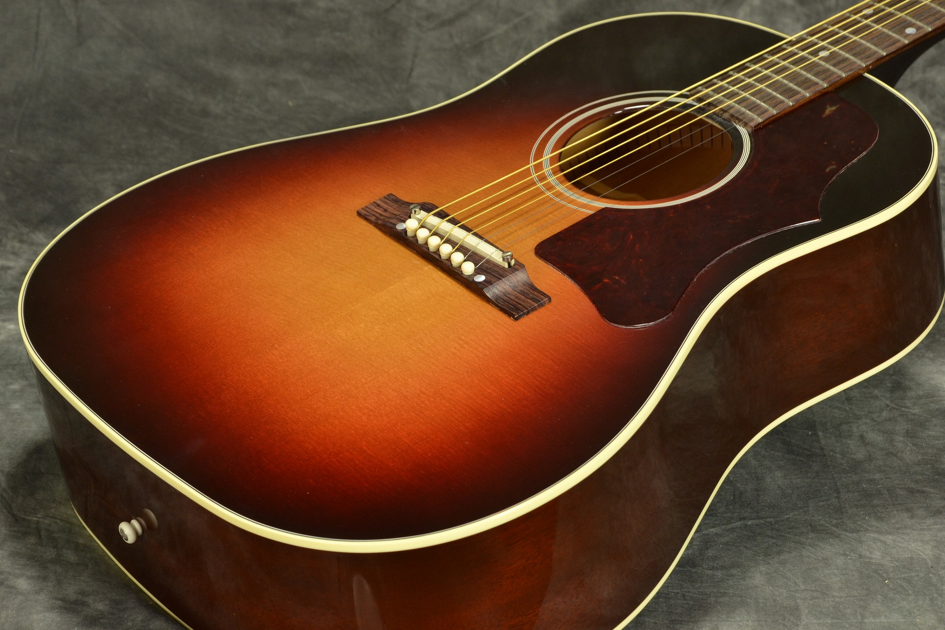 Gibson J-45 VS アコースティックギター 2006年製 Gibson