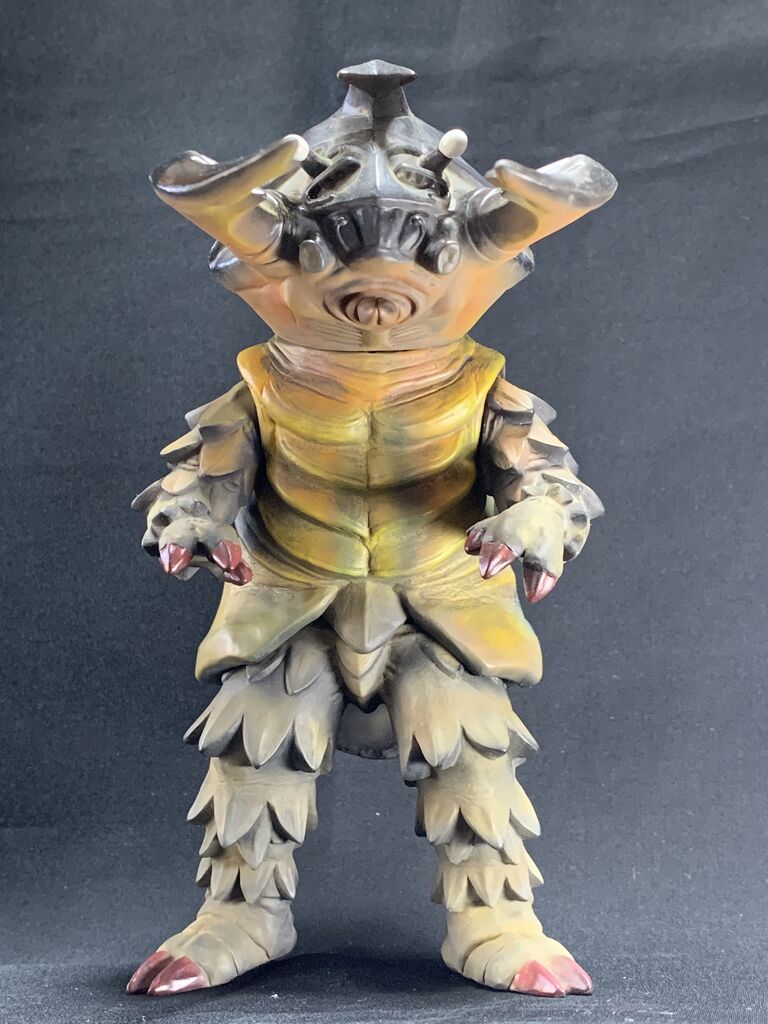 ウルトラマンシリーズ 磁力怪獣アントラー ソフビ人形 ウルトラマン