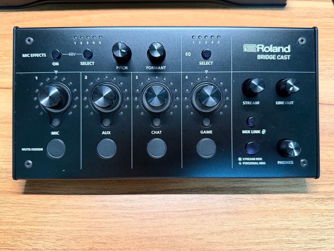 Roland BRIDGE CAST ローランド オーディオインターフェース Amazon.com: Roland BRIDGE CAST Dual Bus Gaming Mixer in Black